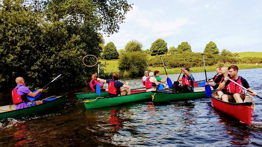 Canoeing experience for groups